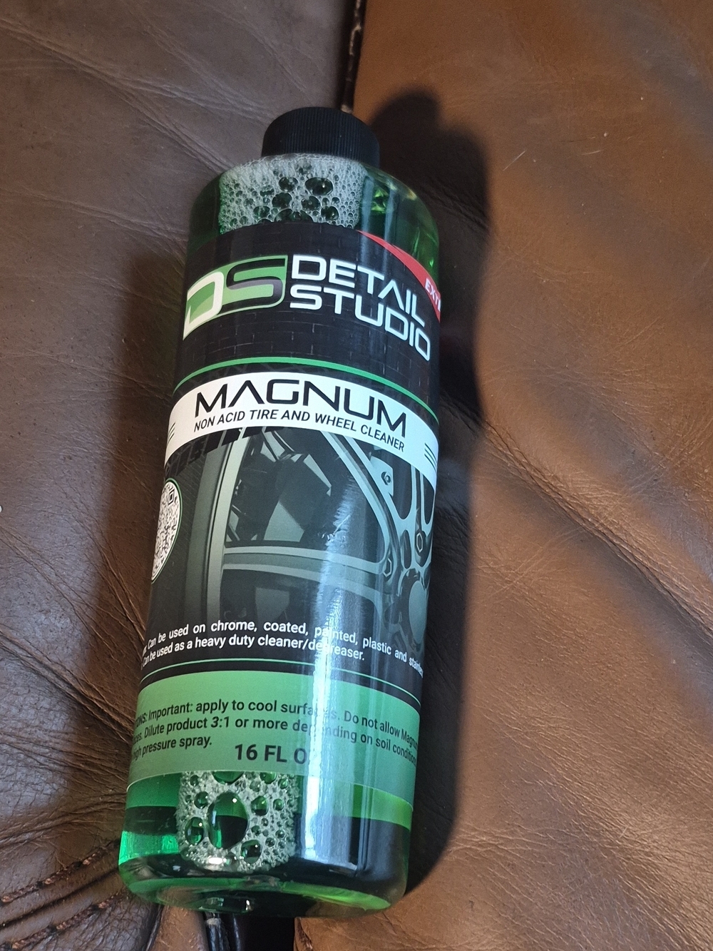 Detail Studio Magnum Non-Acid Tire and Wheel Cleaner - Green